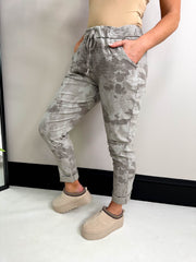 The Becca - Camo Tie Waist Jogger