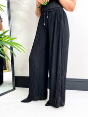 The Flo - Pleated Trousers
