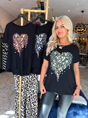 The Jennifer - Floral Heart Shaped Graphic t-shirt