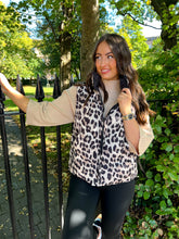 The Keri- Leopard Print Reversible Gilet