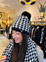 The Kayley- Black and White Houndstooth Pom Pom Hat
