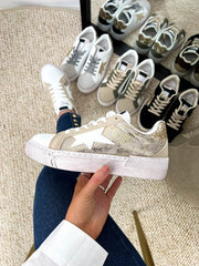 The Paisley - White and Gold Distressed Sole Star Trainers