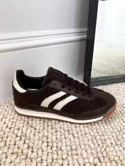 The Billie - Chocolate Shearling Trainer