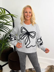 The Laurel - Large Embroidered Bow Knit