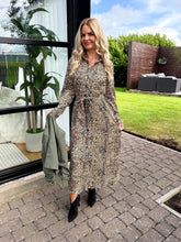 The Lena - Cheetah Print Maxi Dress