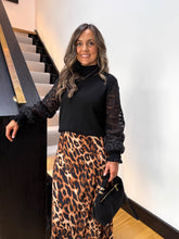 The Annabelle - Floral Long Sleeve Knit