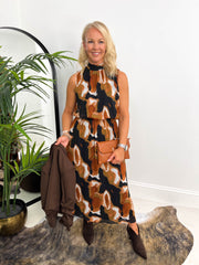 The Amanda - Sleeveless Maxi Dress