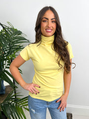 The Catia - Mid Neck Basic T-Shirt