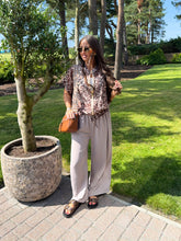 The Mhari - Leopard Short Sleeve Bomber Jacket