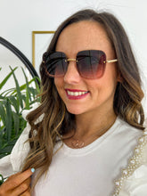 The Violet - Square Sunglasses