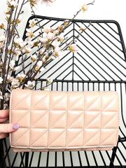 The Ceris - Quilted Gold Chain Bag