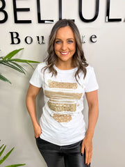 The Lara - Graphic Fitted T-shirt