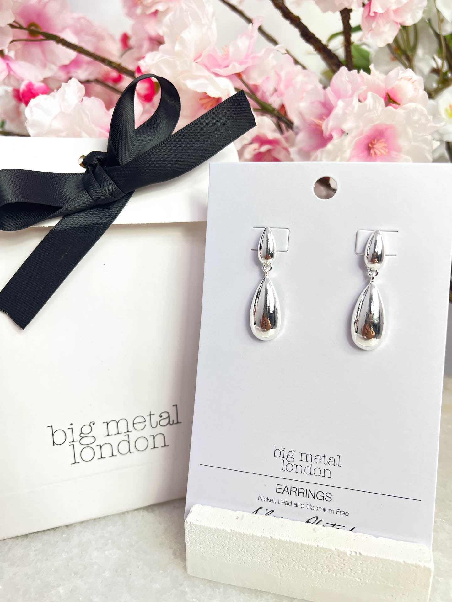 The Karla - Drop Earrings