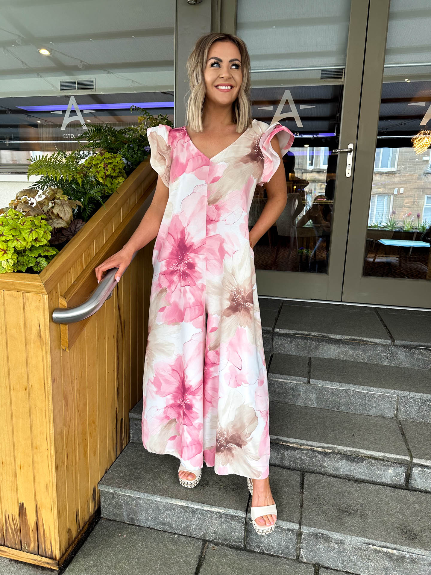 The Corrie Floral Wide Leg Jumpsuit – Libellula Boutique