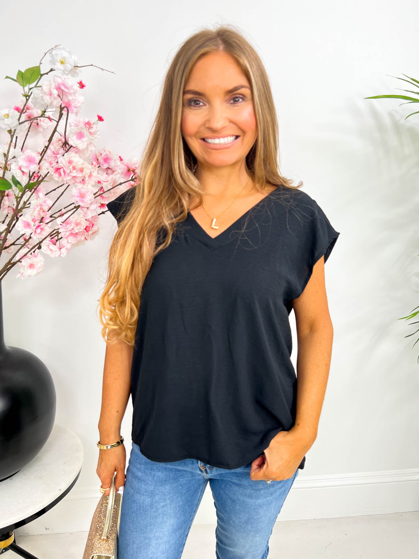 The Catarina - V-neck Blouse