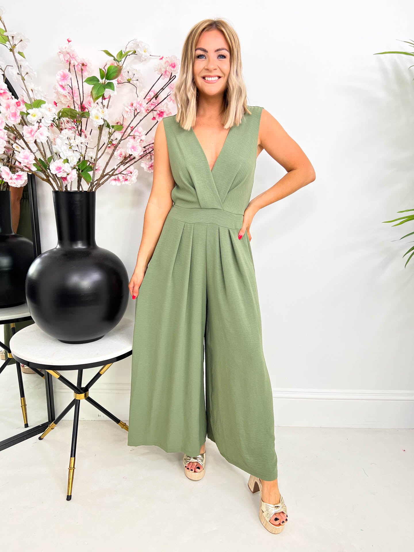 The Jen - V-neck Jumpsuit