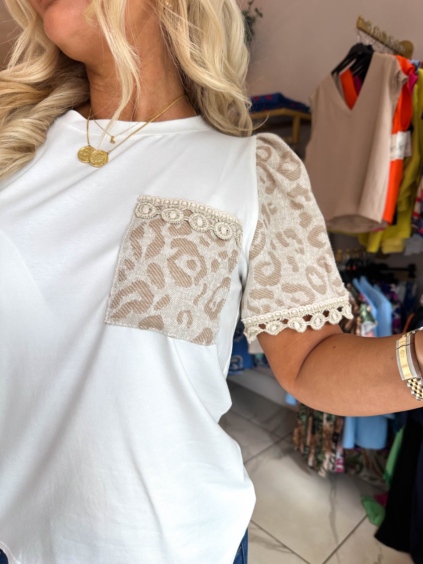 The Lillie- White T-Shirt with Leopard Print Detail