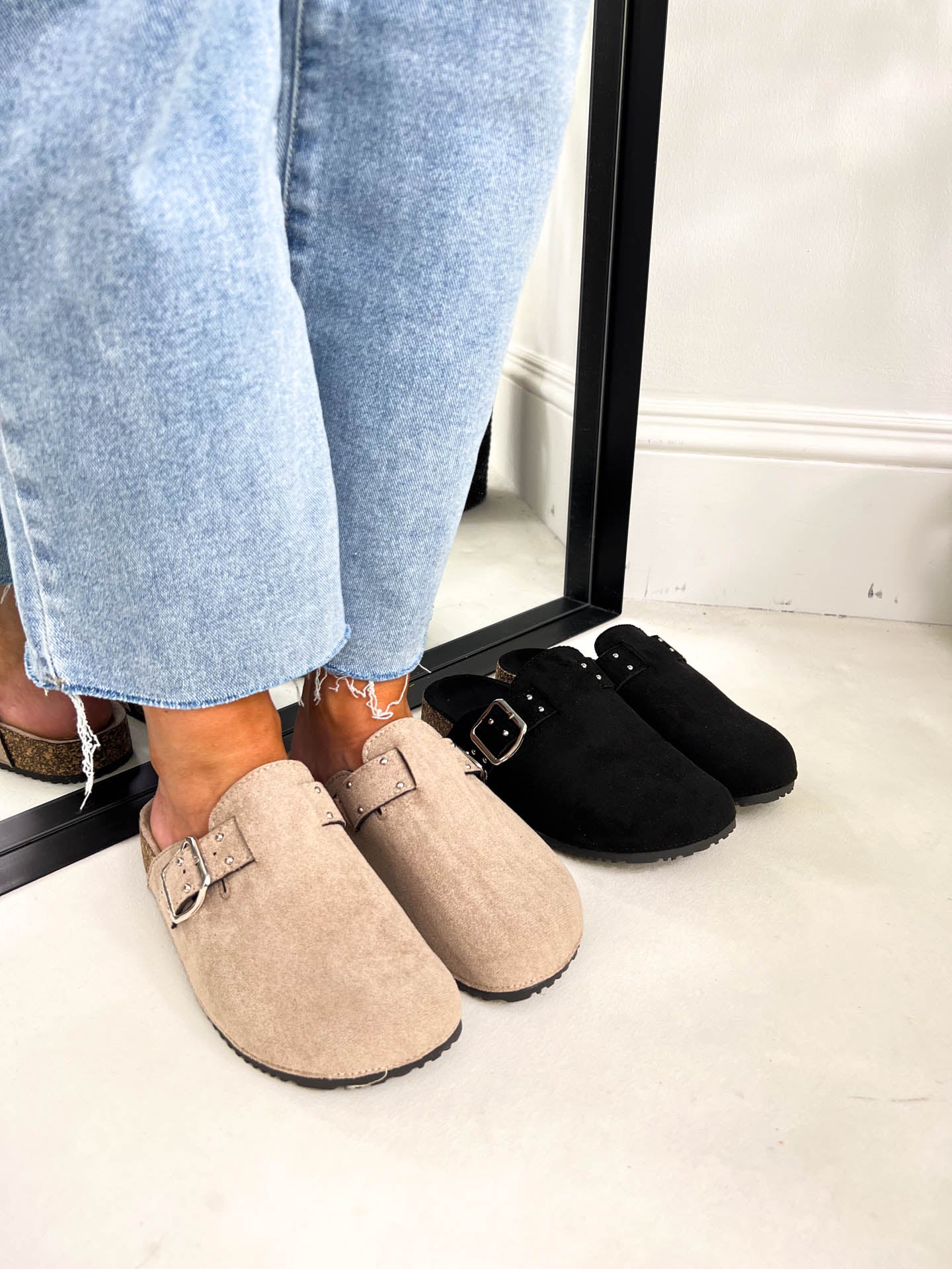 The Tina - Suede Mules