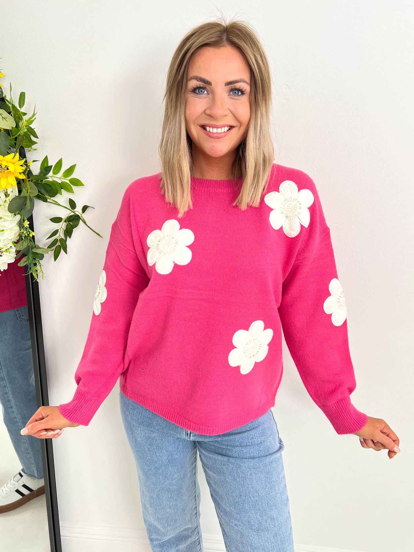 The Aryna - Flower Knit