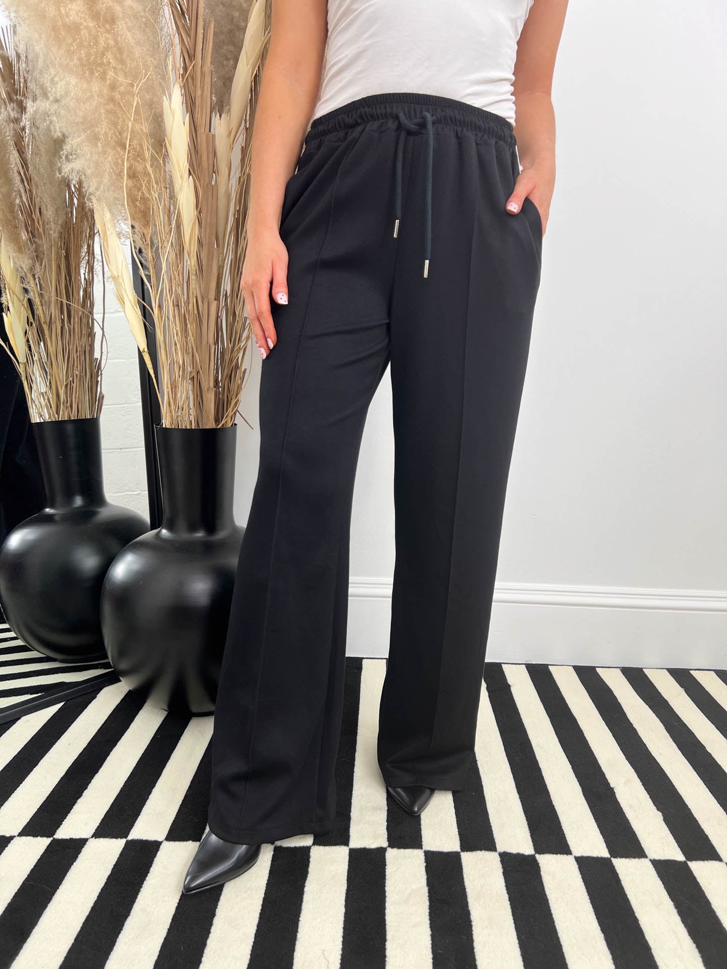 The Aria - Wide Leg Jogger