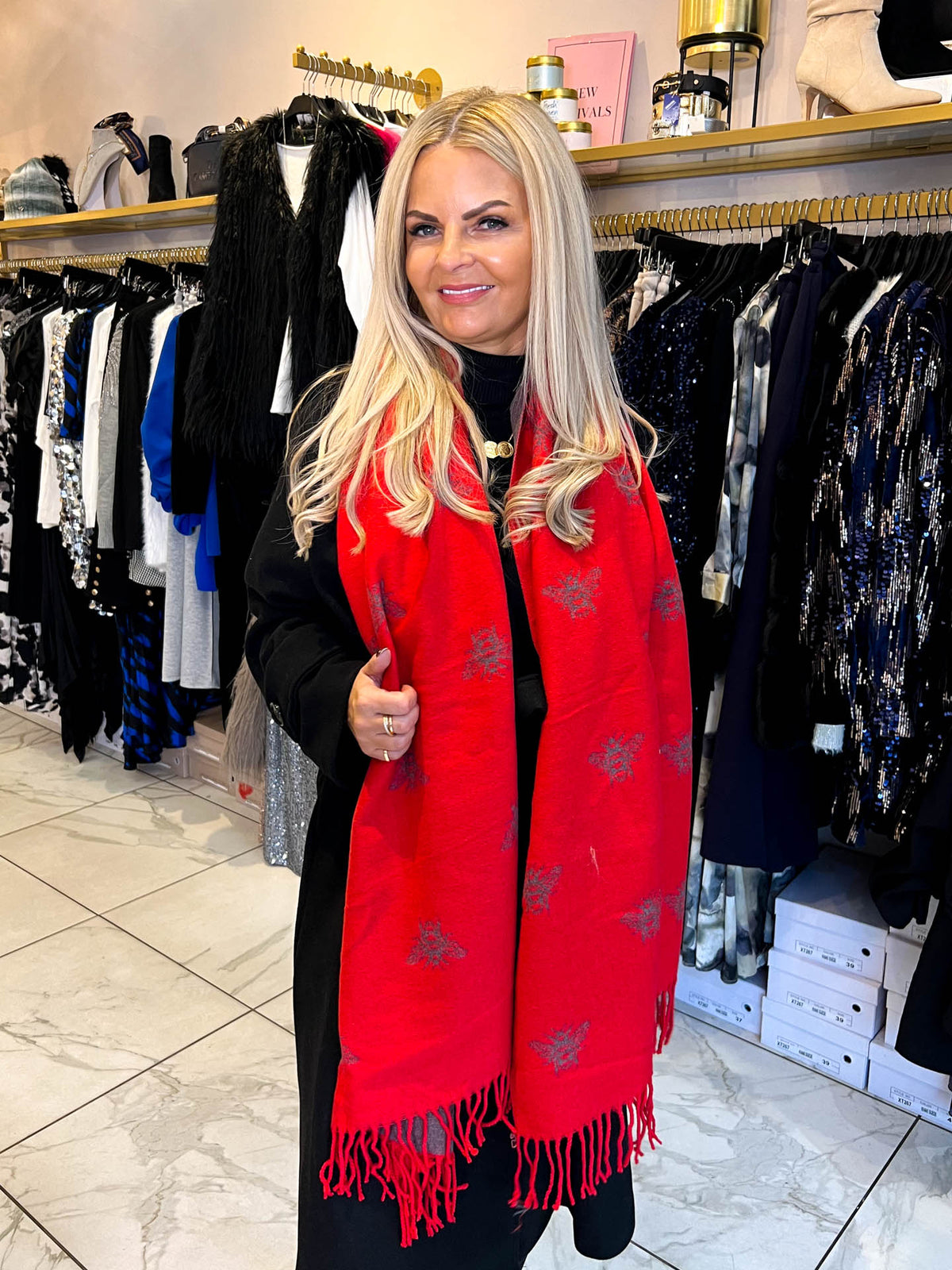 The Iona- Bee Detailing Scarf