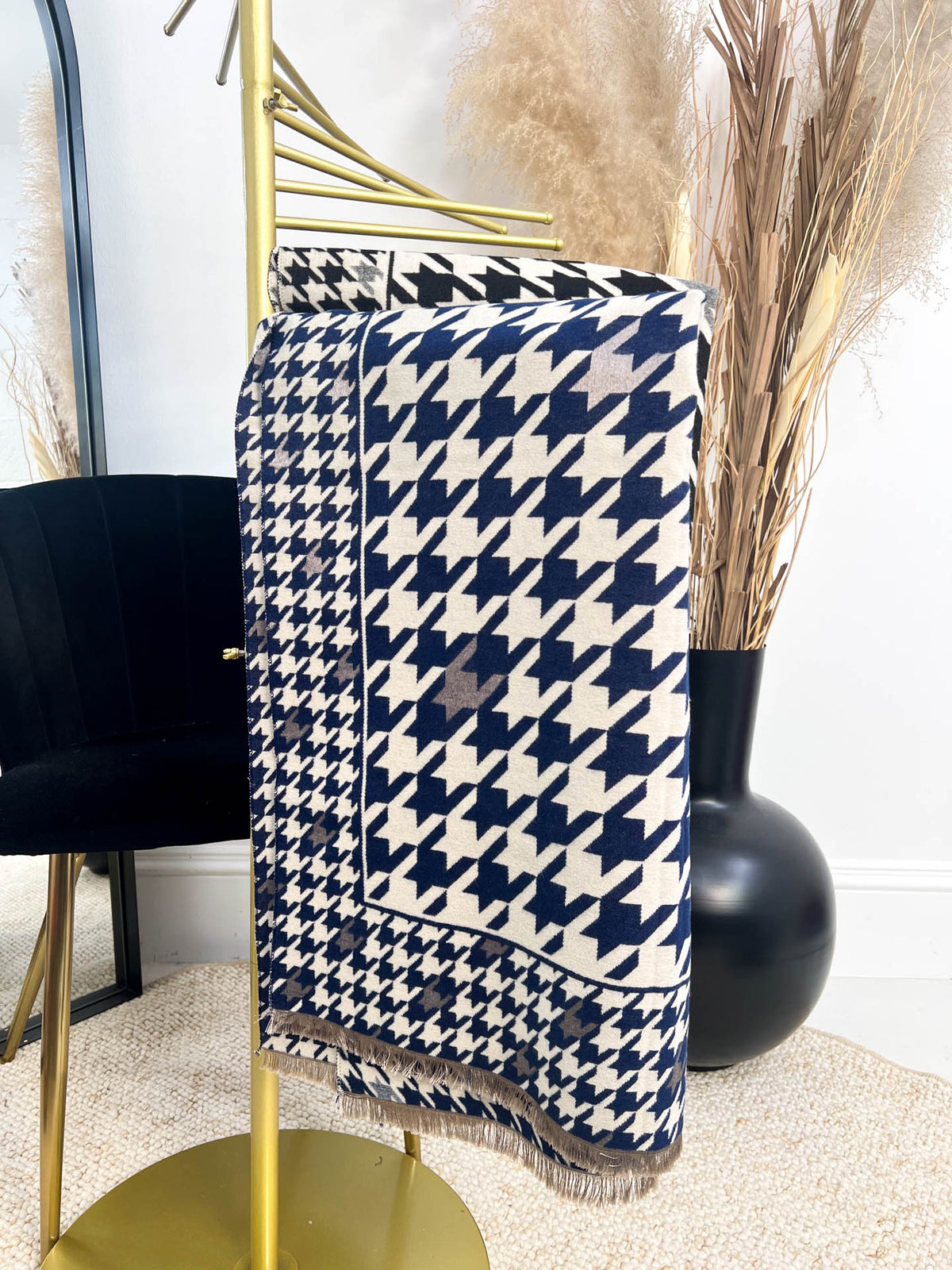 The Sara- Large Houndstooth Scarf