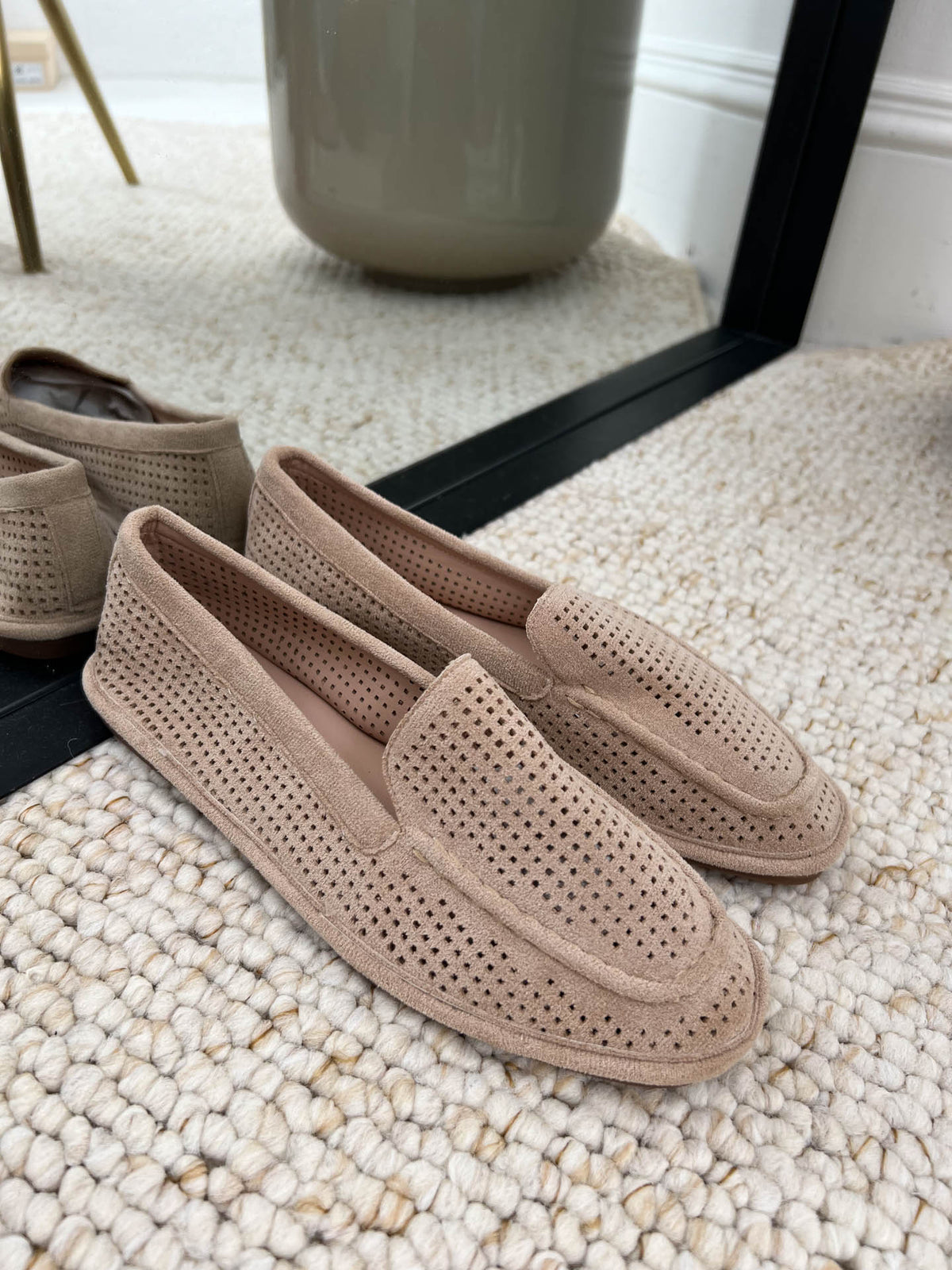 The Poppy - Cut Out Loafers