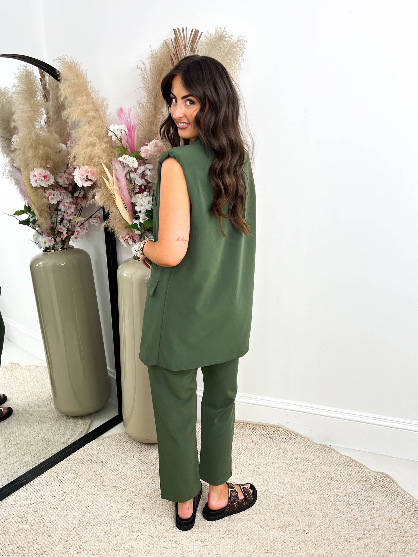 The Neave - Sleeveless Oversized Waistcoat Set