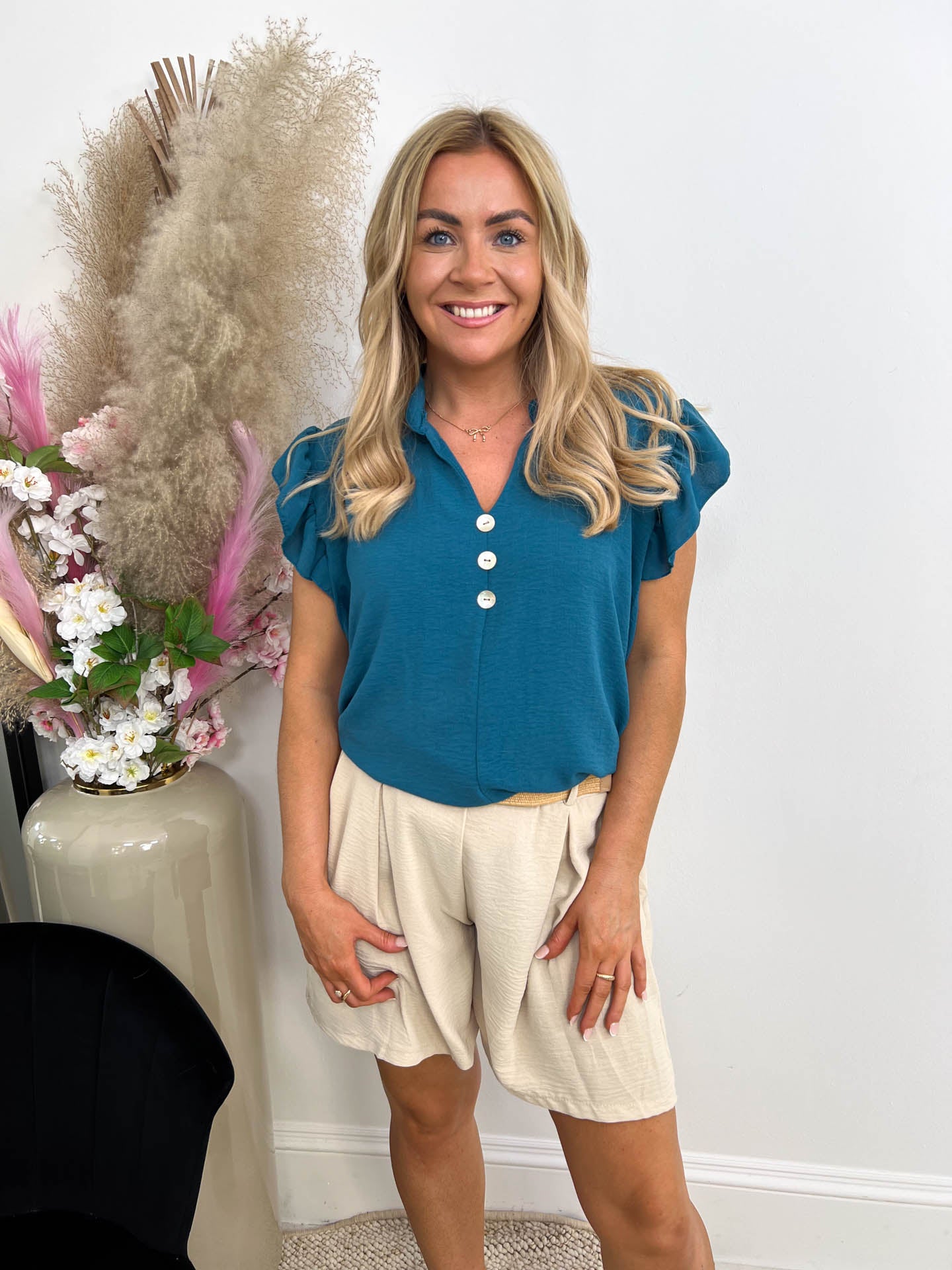 The Cassy - Button Short Sleeve Blouse