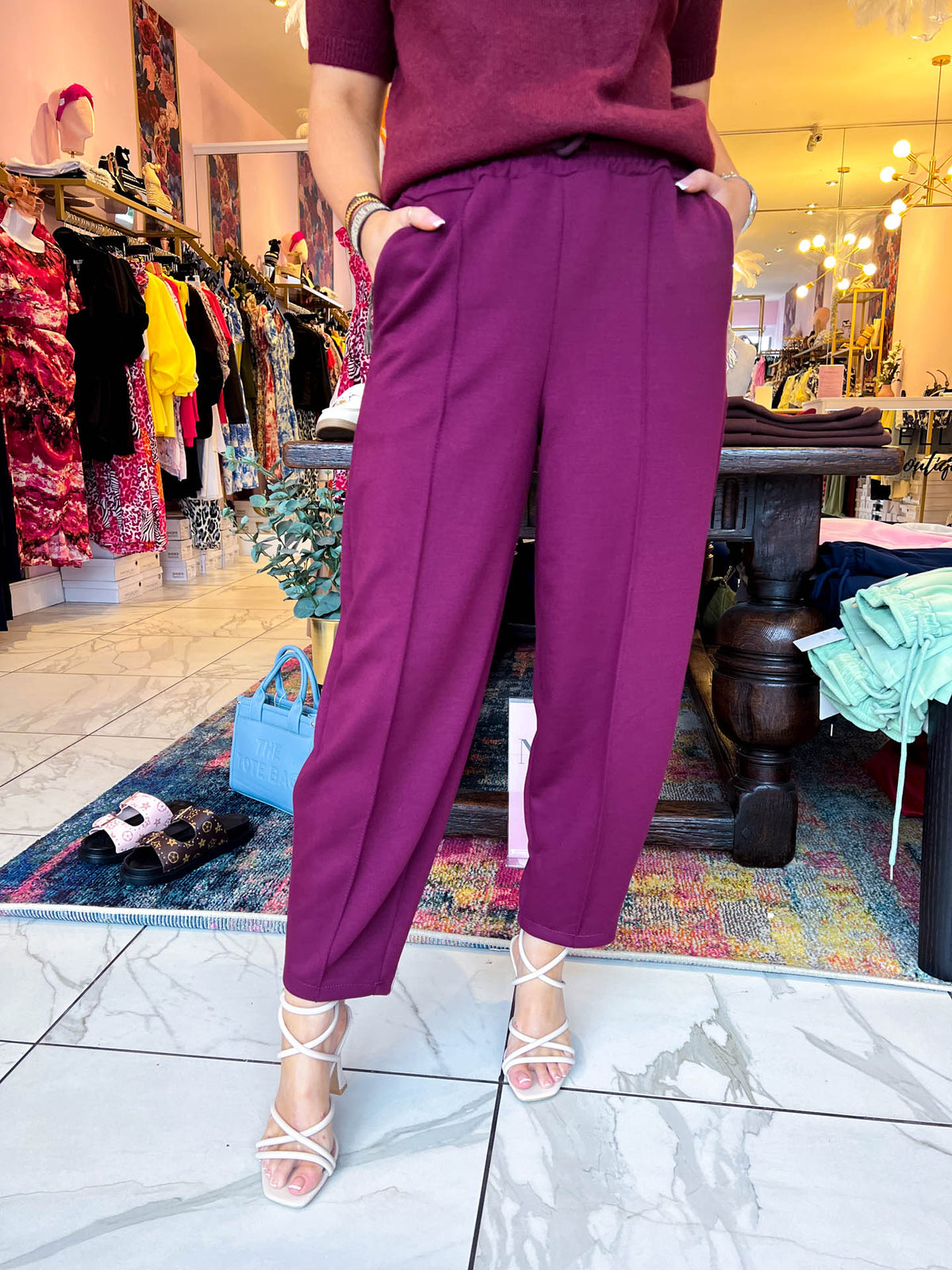 The Aria -Regular Carrot Leg Joggers