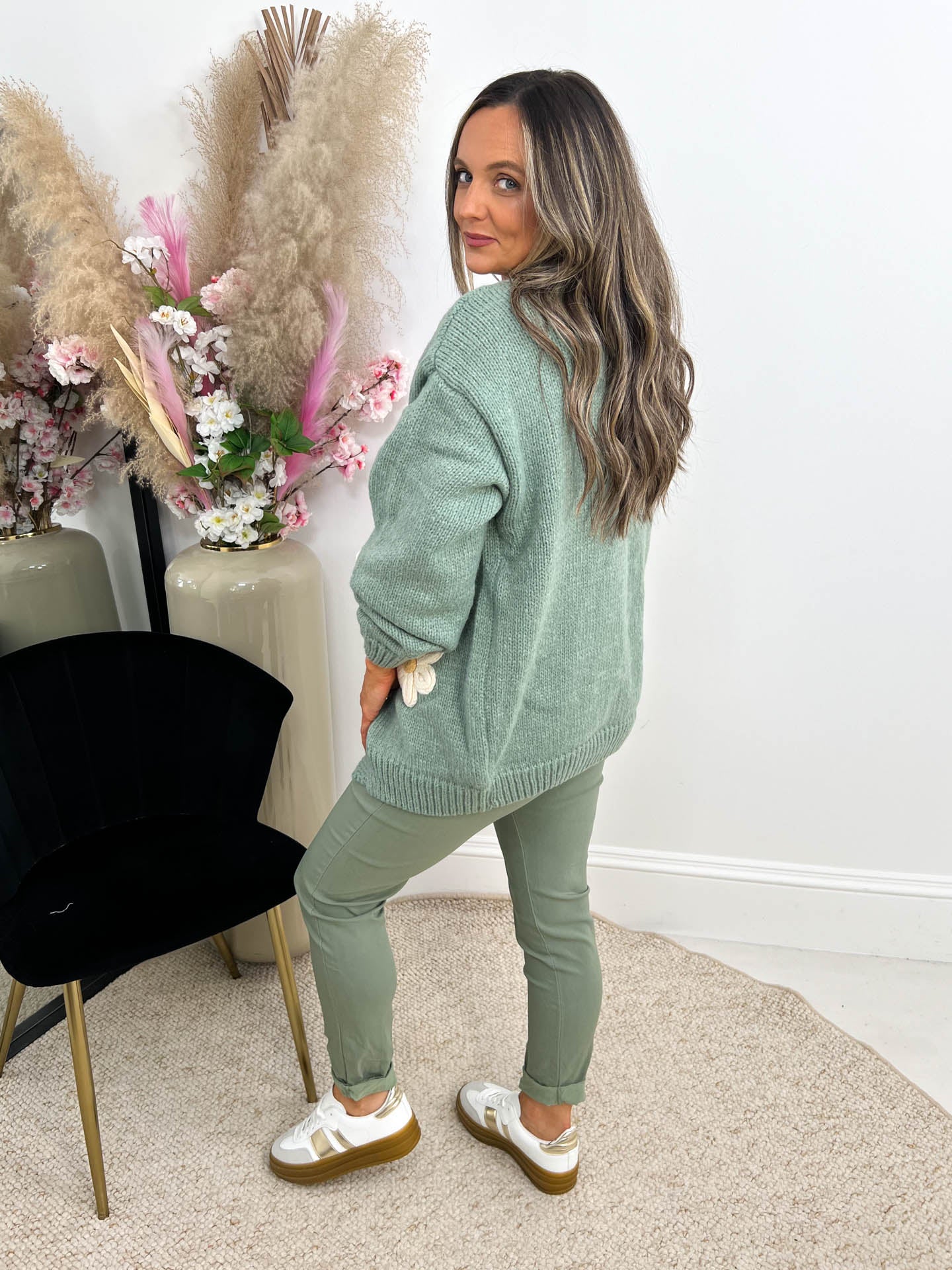 The Macy - 3D Flower Cardigan