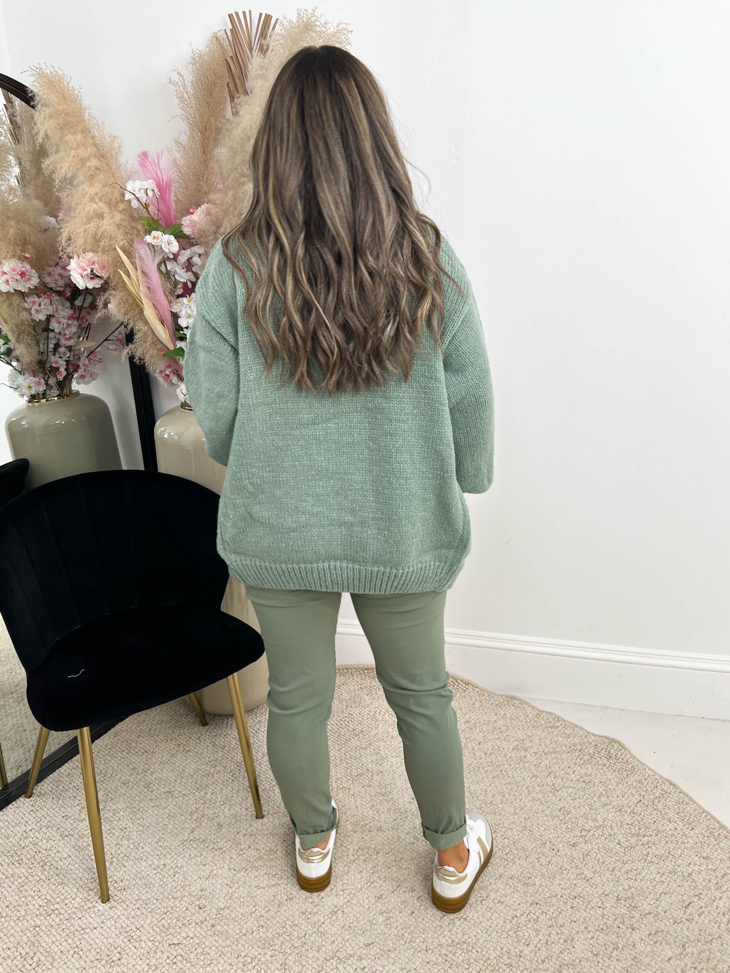 The Macy - 3D Flower Cardigan