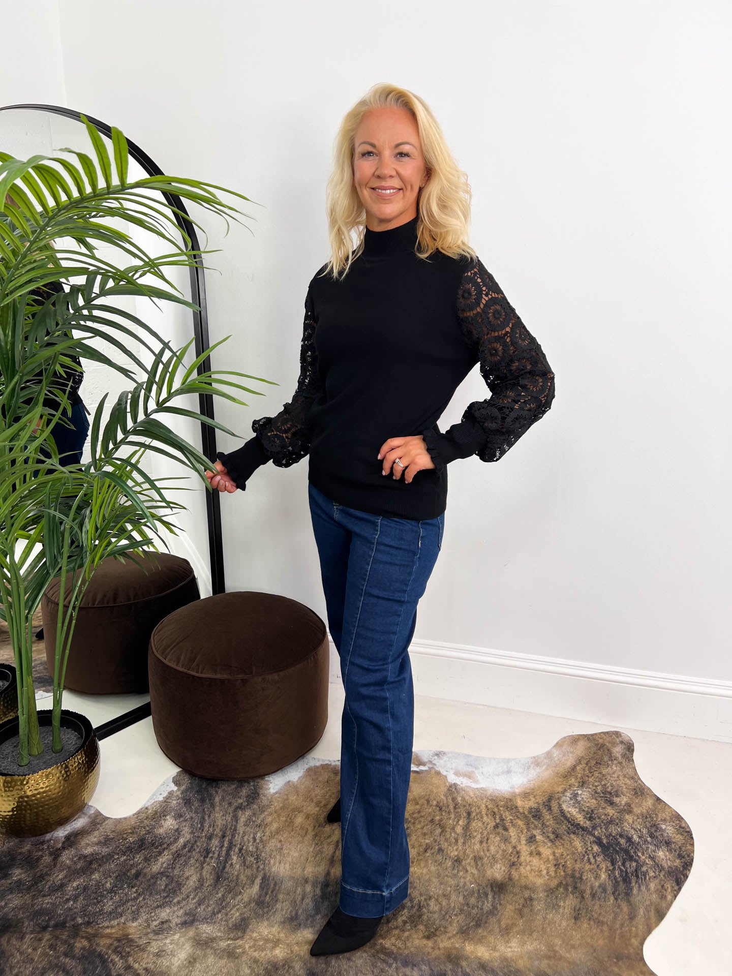 The Annabelle - Floral Long Sleeve Knit