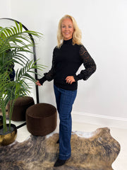 The Annabelle - Floral Long Sleeve Knit