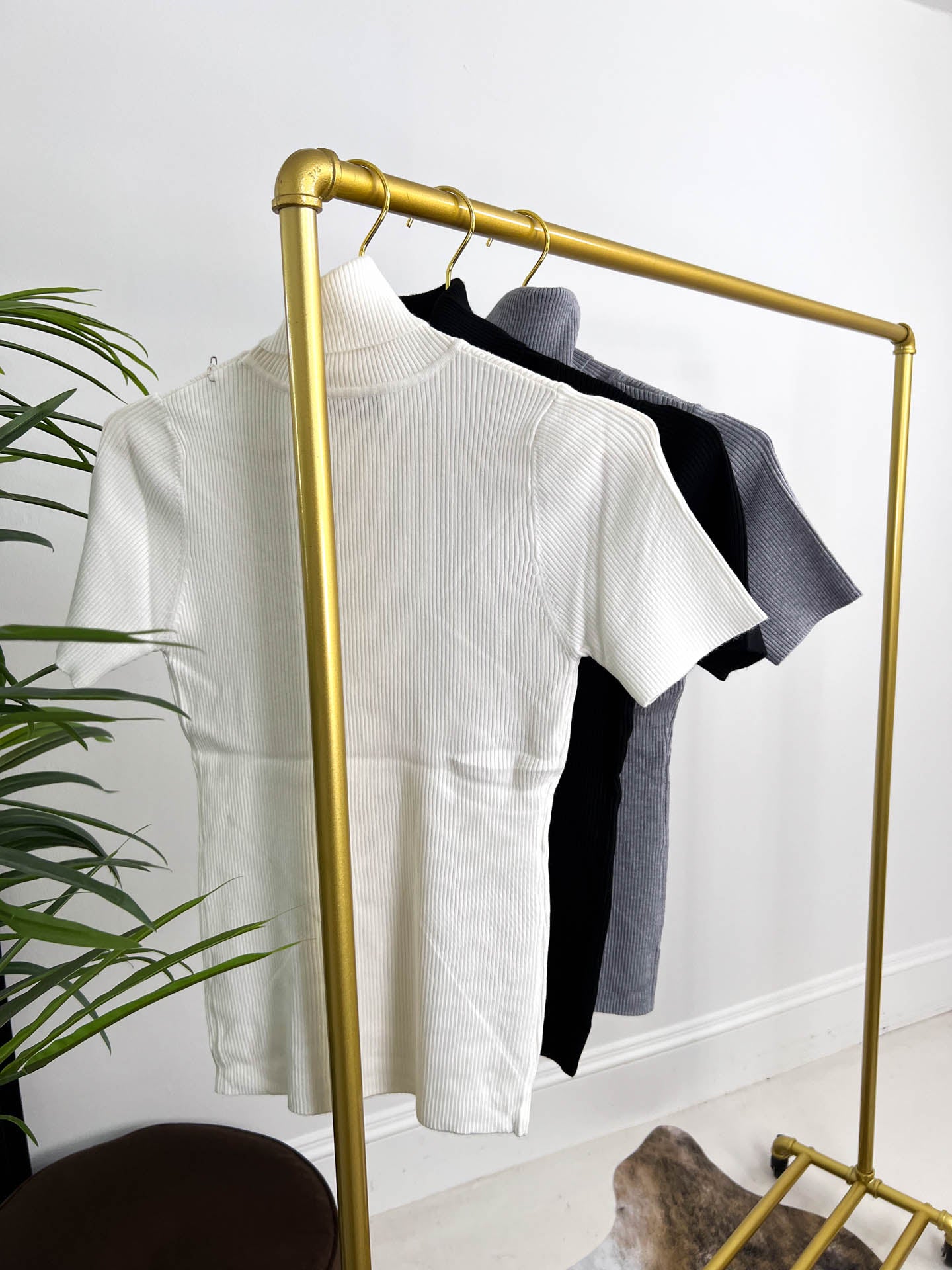 The Janice - Short Sleeve Roll Neck