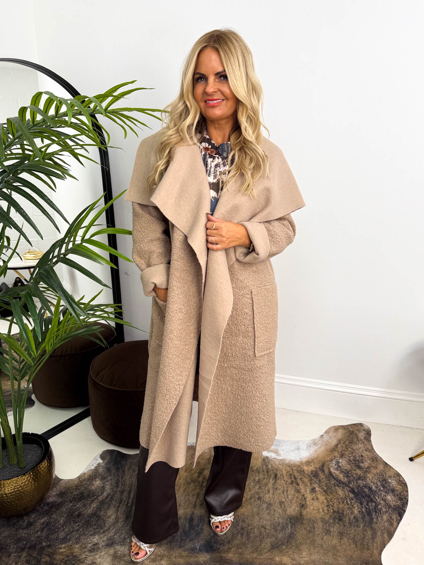 The Katie -  Oversized Collar Boucle Coat