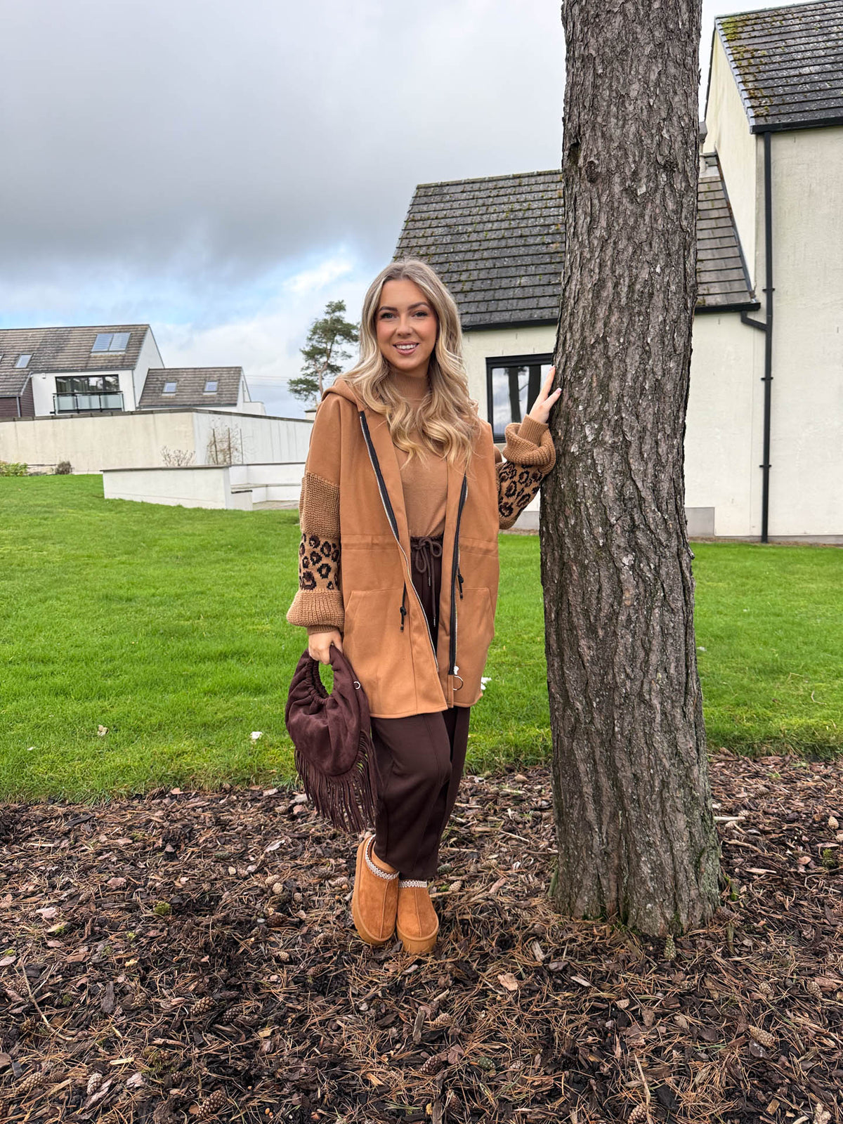 The Collette - Leopard Print Knitted Sleeve Zip Up