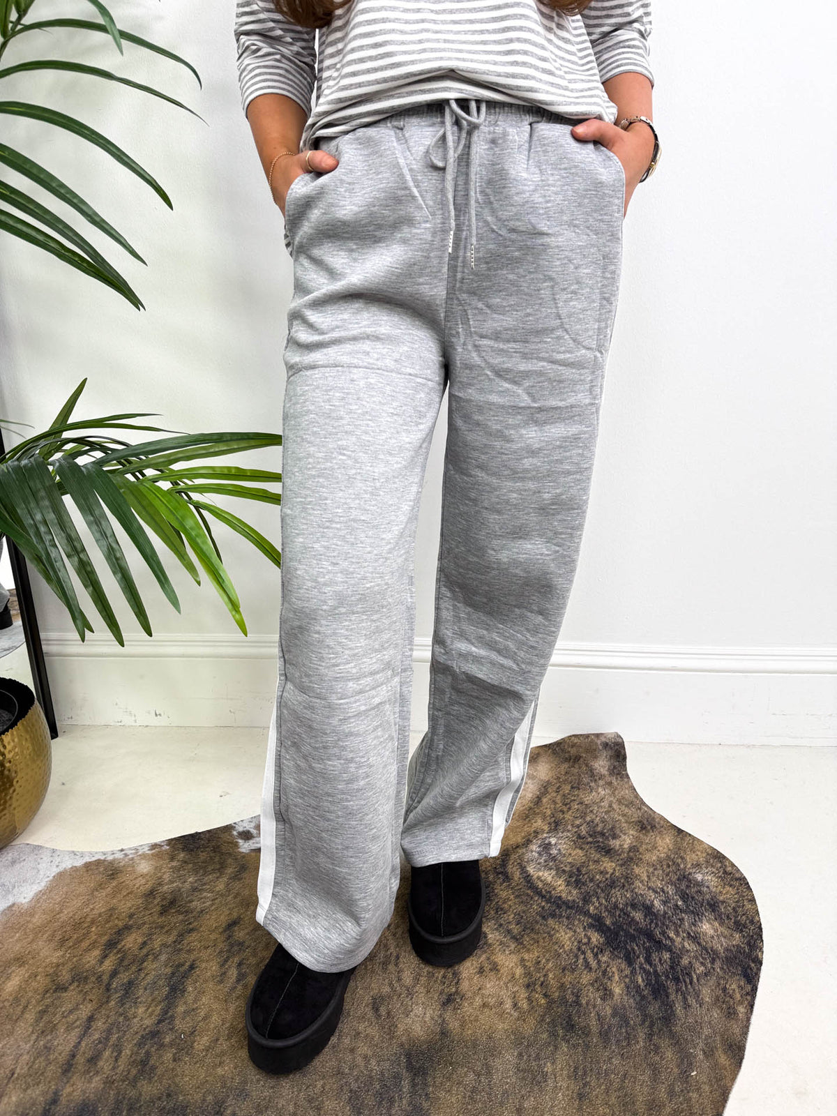 The  Cody - Racer Striped Detail Joggers