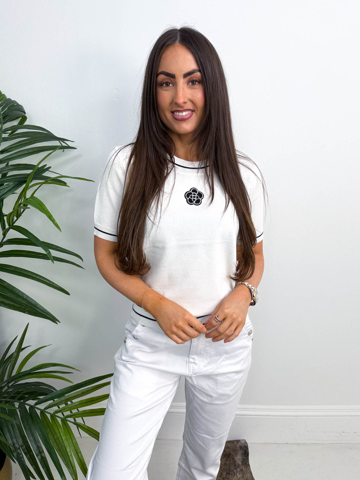 The Hannah - Flower Beaded Detail Short Sleeve Knit