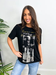 The Riley - 'Live in the moment' Graphic T-Shirt