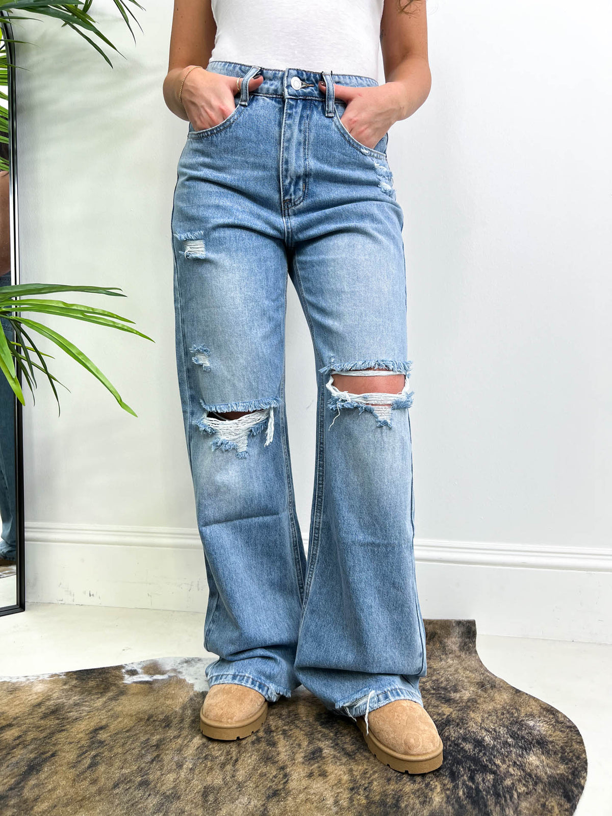 The Janey - High Waisted Ripped Flared Jeans