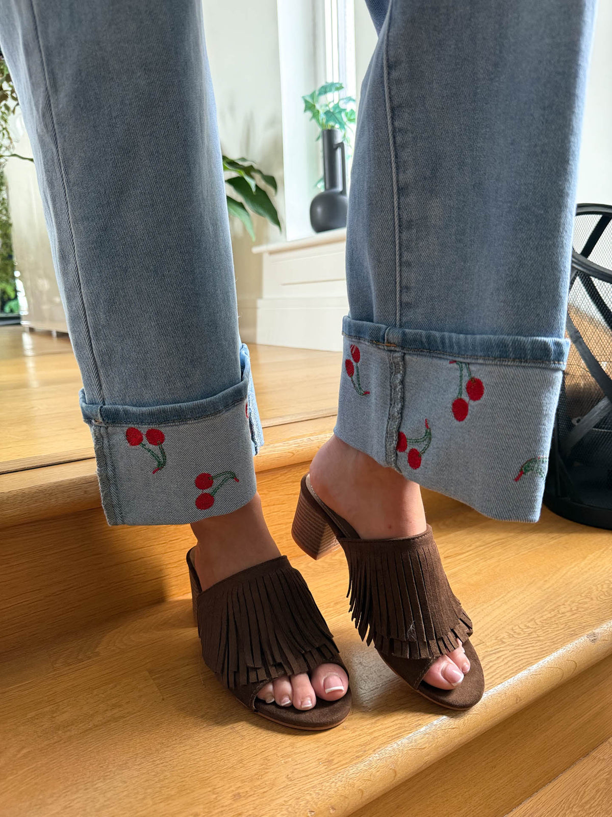 The Minnie - Tassel Mule Heel