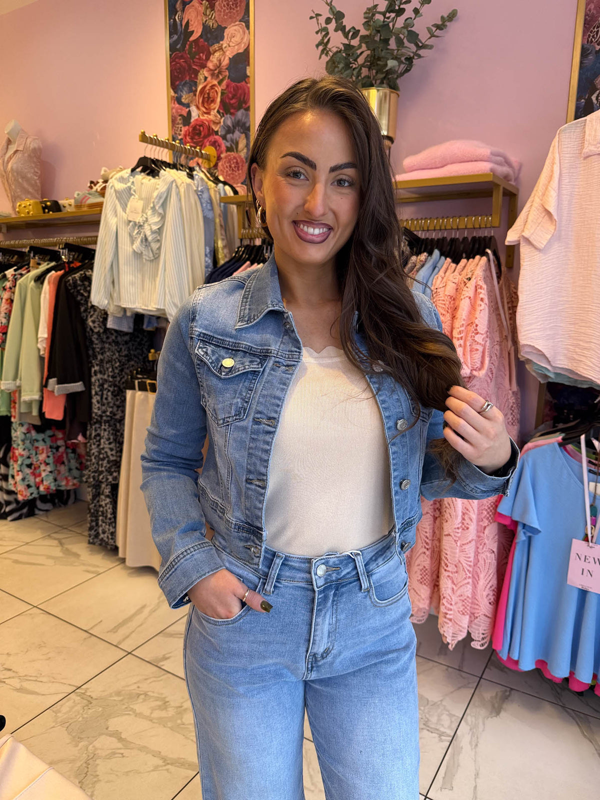 The Zoey - Cropped Denim Jacket