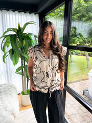 The Bella - Squiggle Satin Frill Sleeve Zipper Jacket