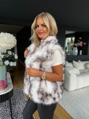 The Millie - Beige Oversized Collar Multi Faux Fur Gilet