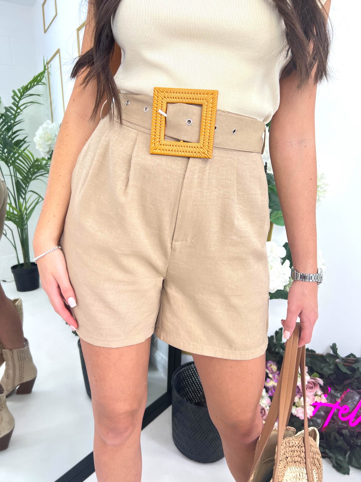 The Berry - Linen Belted Shorts