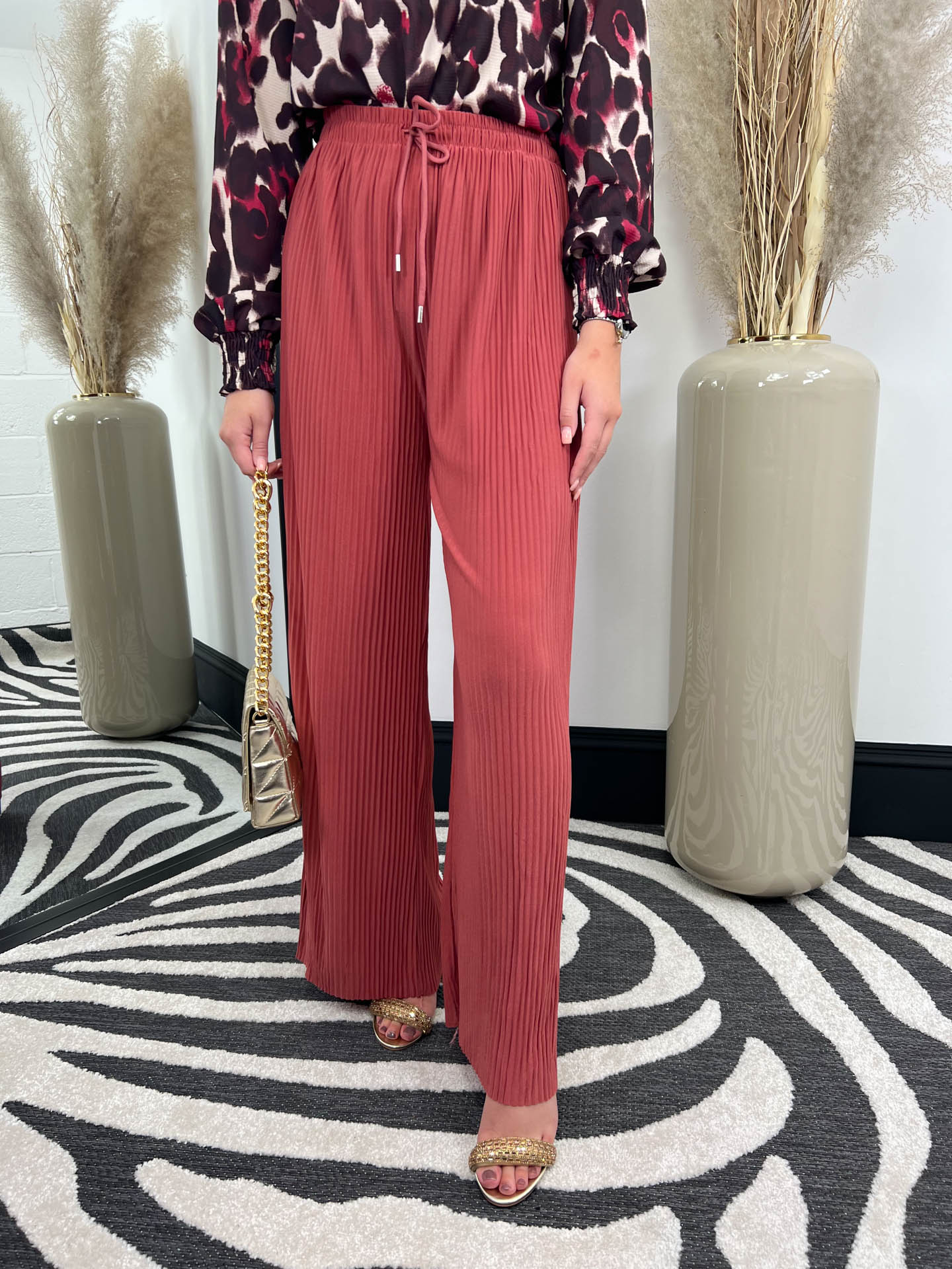 The Lillie - Pleated Trousers