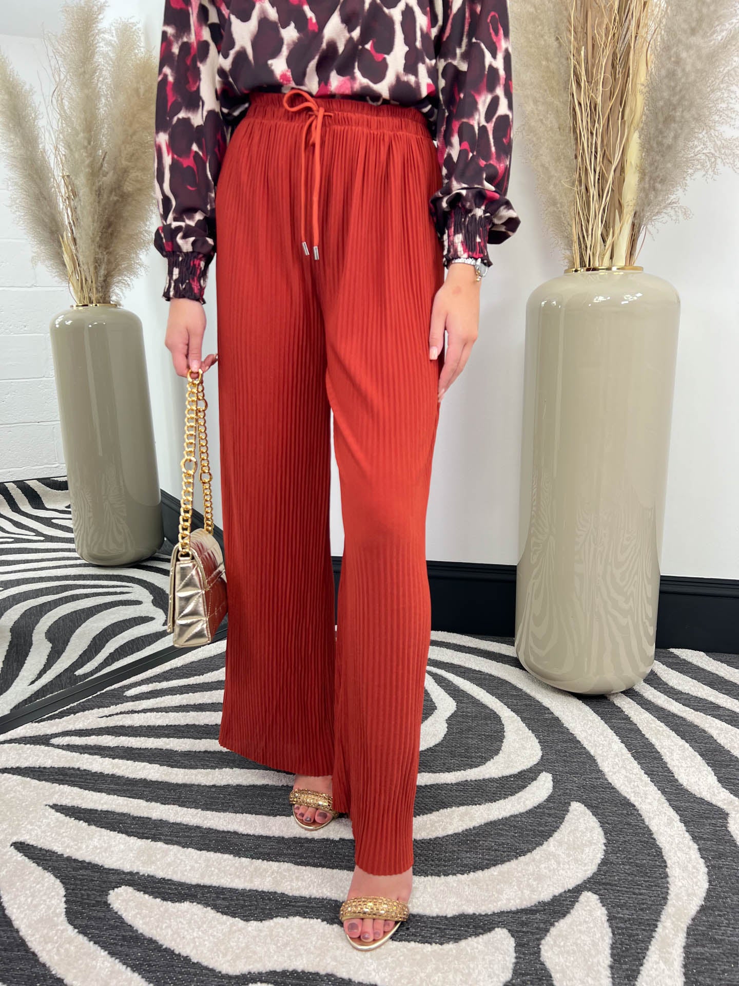 The Lillie - Pleated Trousers