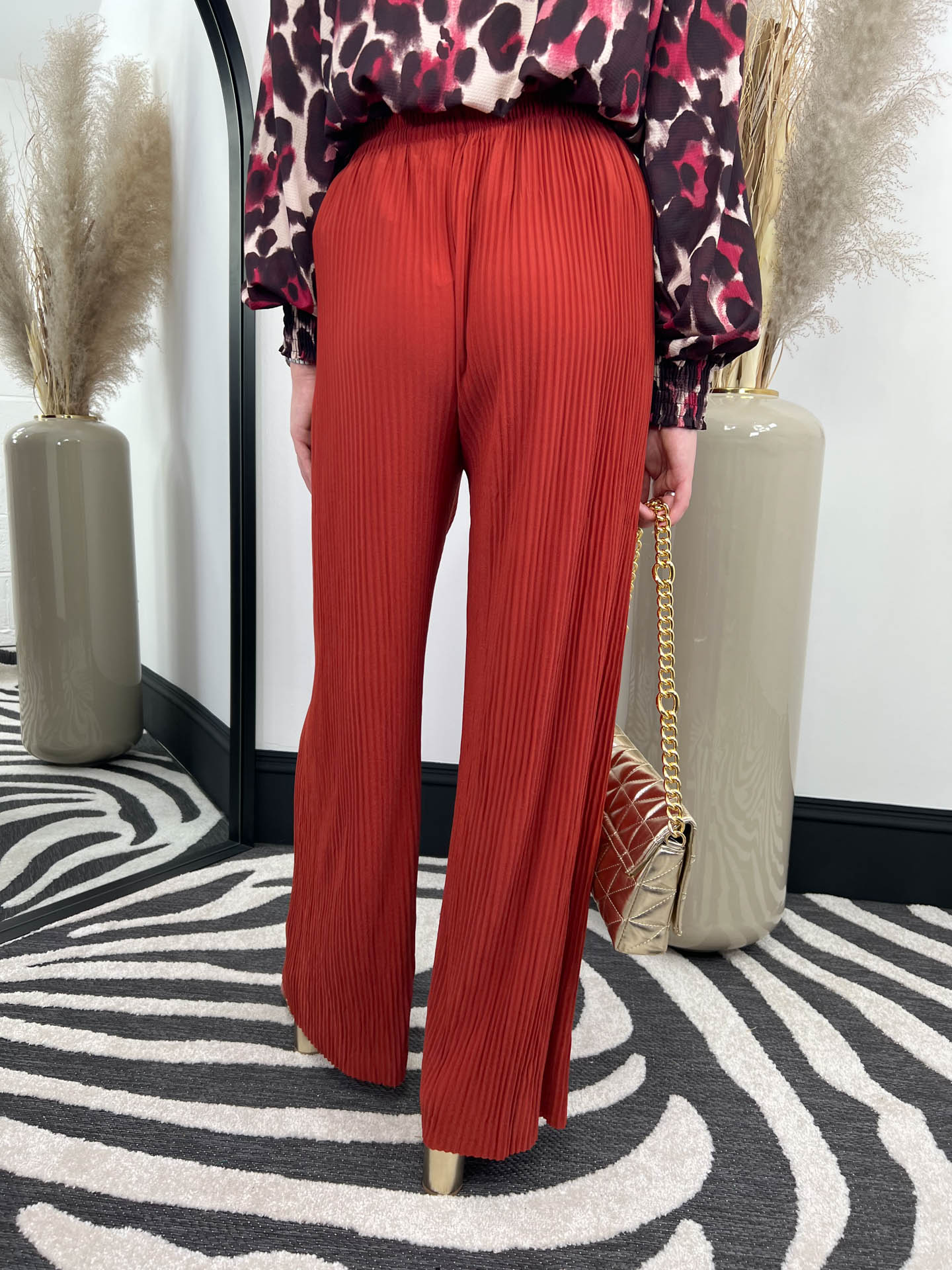 The Lillie - Pleated Trousers