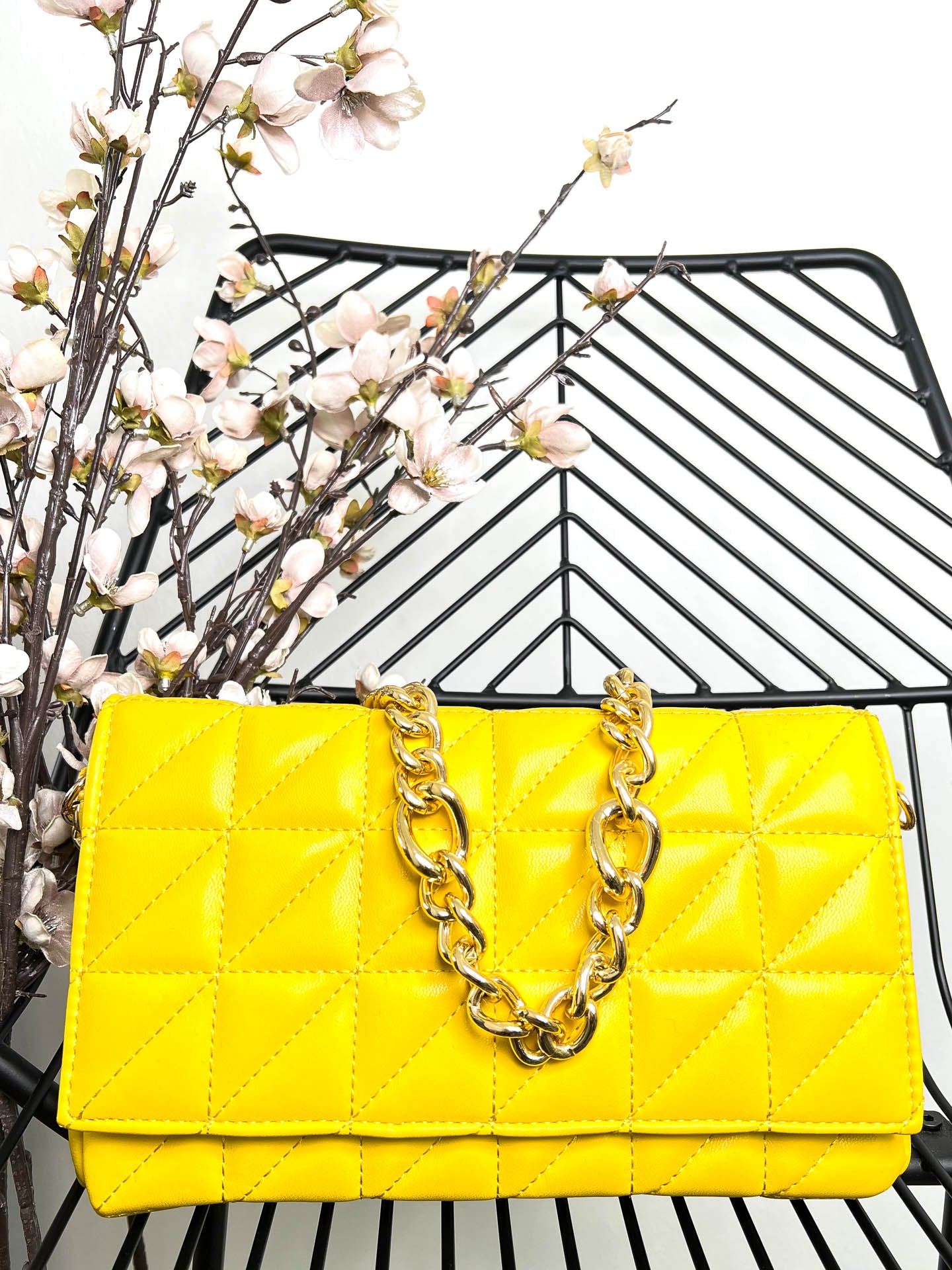 The Ceris - Quilted Gold Chain Bag